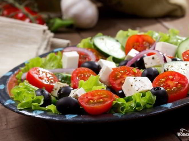 Рецепт греческого салата с моцареллой