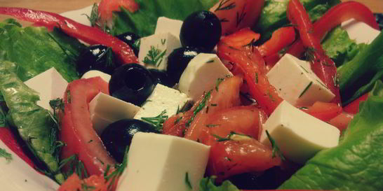 Греческий салат с сыром фетакса