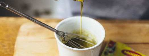 греческий салат с жареным адыгейским сыром. Шаг 9