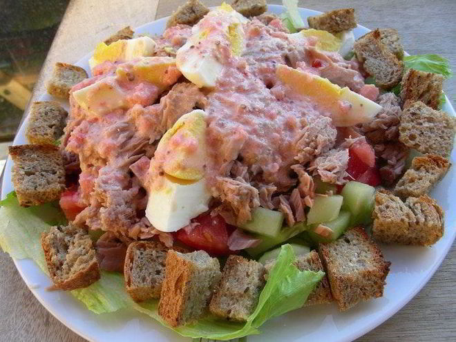 Рецепт салата с тунцом по-гречески