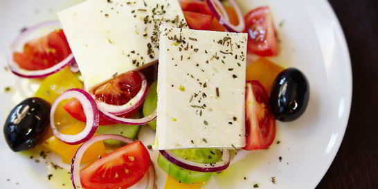 Салат в греческом стиле