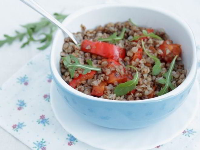 Рецепт теплого гречневого салата