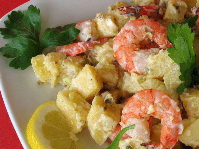 Рецепт картофельного салата с креветками