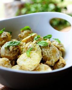 Картофельный салат с лимоном и базиликом