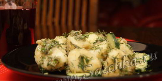 Картофельный салат с огурцами