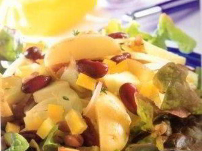 Рецепт картофельного салата с яблоками и фасолью
