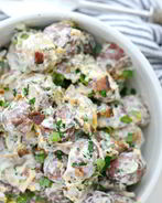 Салат из картофеля и бекона