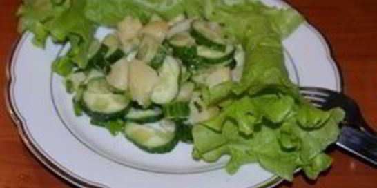 Салат из картофеля и огурцов