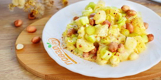 Салат картофельный с ананасом