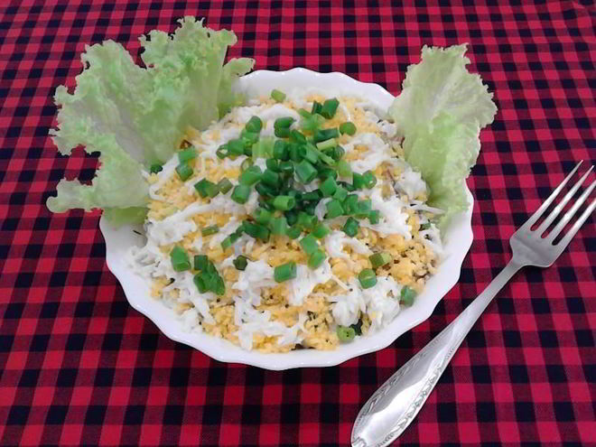 Рецепт салата с картошкой фри и курицей