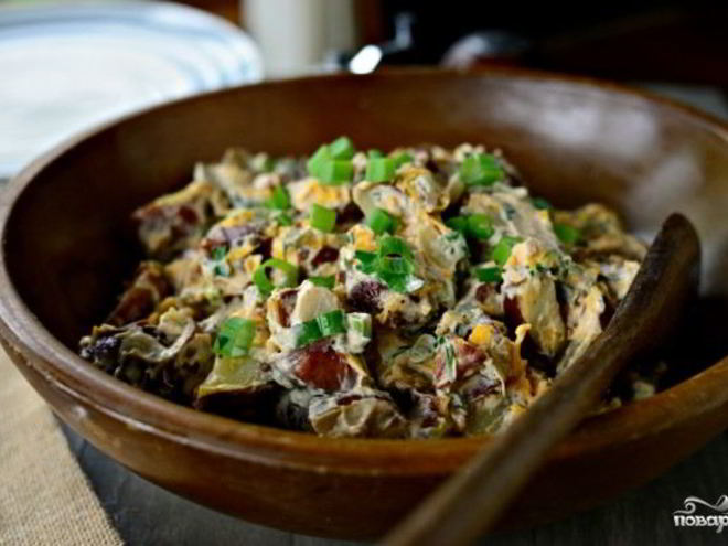 Рецепт салата с запеченным картофелем