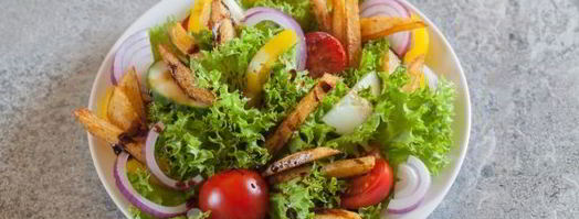 салат с жареной картошкой соломкой. Шаг 10