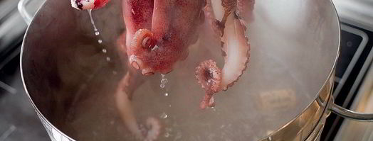 теплый салат с картофелем и осьминогом. Шаг 4