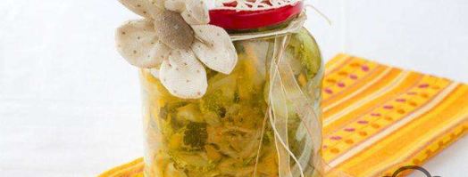 консервированный салат из огурцов. Шаг 5