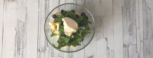 огуречный салат с рукколой и сыром. Шаг 8