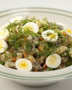 Оливье с говяжьей печенкой