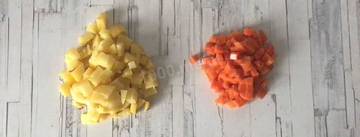 оливье с креветками. Шаг 3