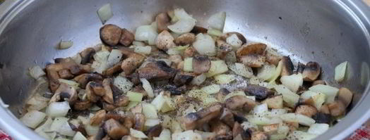 оливье с шампиньонами. Шаг 7