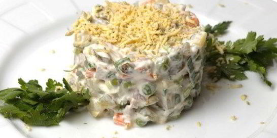 Оливье с яблоками