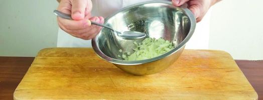 оливье с языком. Шаг 5