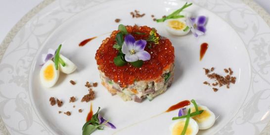 Праздничный салат Оливье