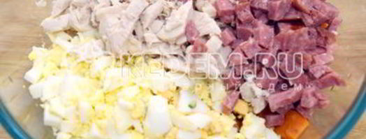 салат новогодний оливье. Шаг 4