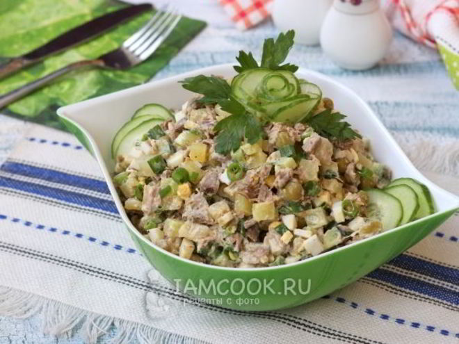 Рецепт салата оливье с говядиной и свежими огурцами