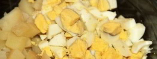 салат оливье с икрой. Шаг 3