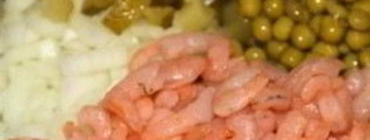 салат оливье с икрой. Шаг 7