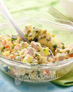 Салат Оливье с колбасой и свежим огурцом