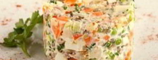 салат оливье с семгой. Шаг 10