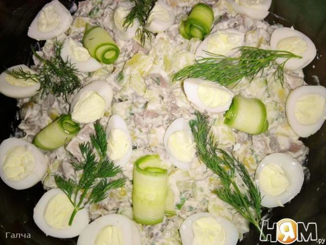 Рецепт салата оливье с языком и свежим огурцом