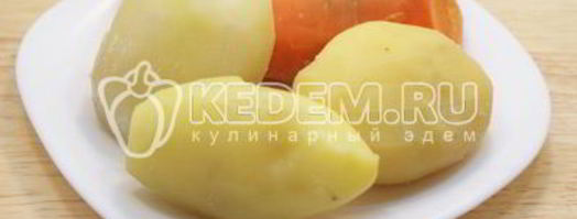 салат с курицей праздничное оливье. Шаг 3