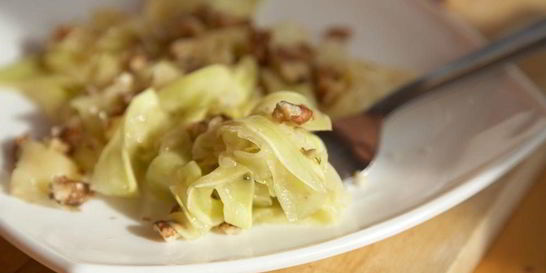 Салат из кабачков и орехов