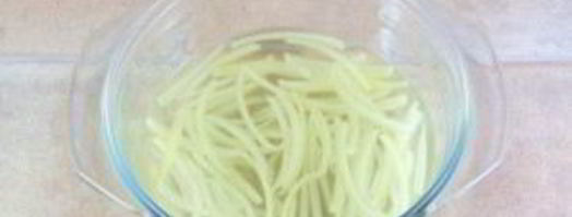 салат из свеклы с сельдью и яблоком. Шаг 6