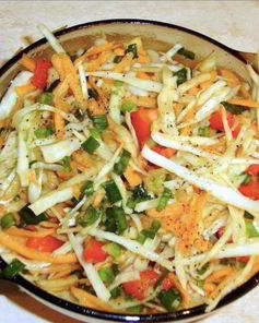 Салат из свежей капусты и болгарского перца