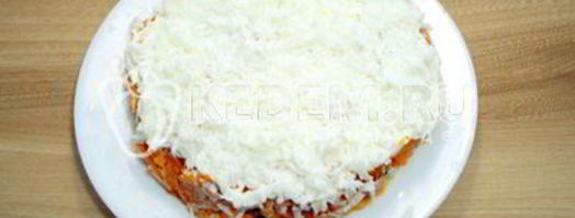 классический салат мимоза. Шаг 9