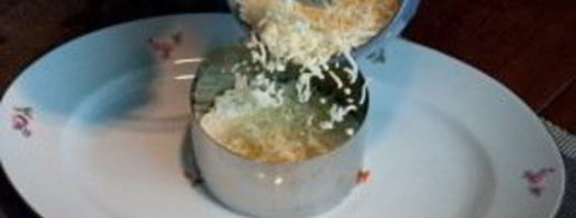 мимоза с крабовыми палочками и яблоком. Шаг 5