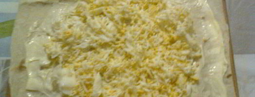 мимоза в рулете из лаваша. Шаг 5