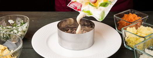 салат мимоза оригинальная. Шаг 6