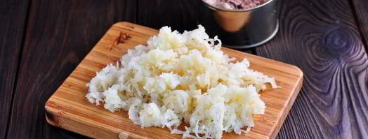 салат мимоза с картошкой. Шаг 5