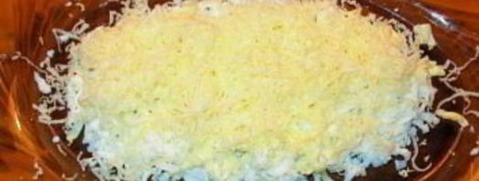 салат мимоза с консервой и сливочным маслом. Шаг 3