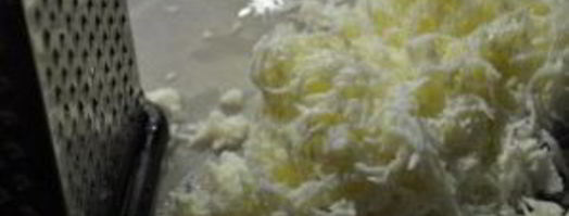 салат мимоза с мышками. Шаг 5