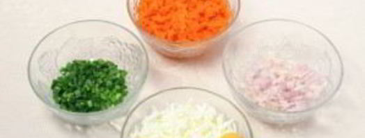 салат мимоза с рисом и сыром. Шаг 3