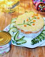 Салат Мимоза с тунцом и йогуртом