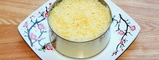 салат мимоза с тунцом и йогуртом. Шаг 12