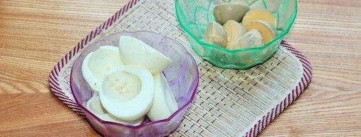 салат мимоза с тунцом и йогуртом. Шаг 4