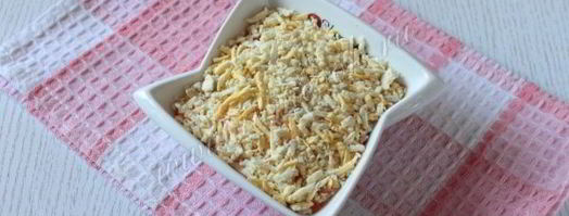 салат мимоза с яблоком. Шаг 12