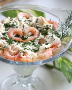 Салат Невеста с креветками и огурцами