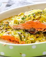 Чавыча под шубой из лука-порея